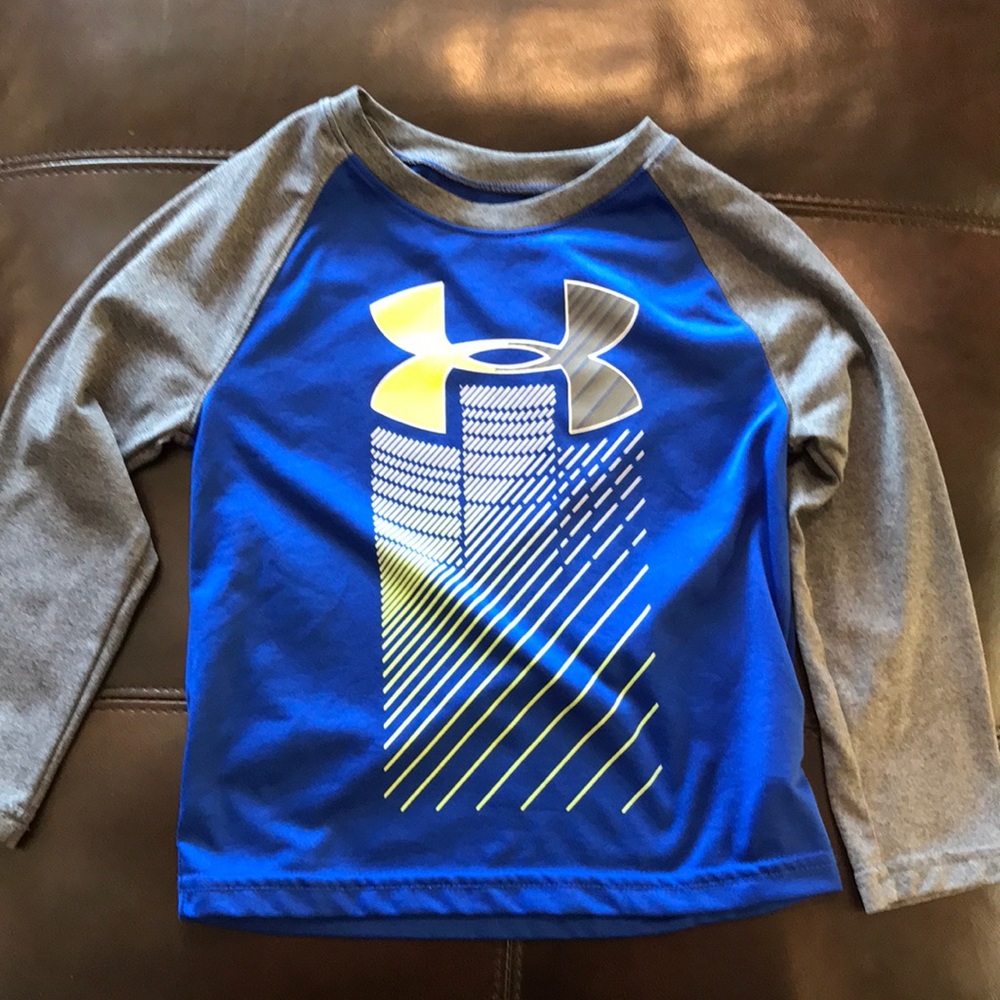 Under Armour shirt size 4